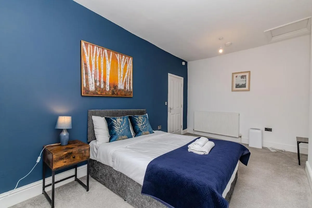Whole House Near Brighton Beach United Kingdom